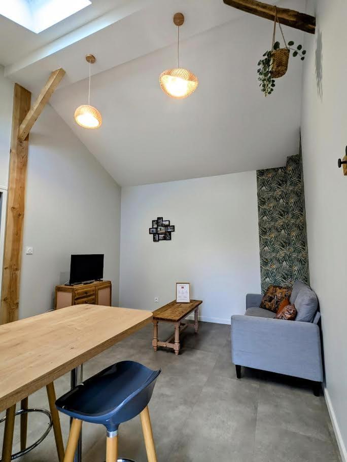 Le Boheme, Sauna & Spa Riorges エクステリア 写真